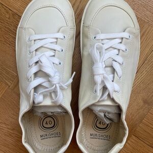 Women's White Sneakers